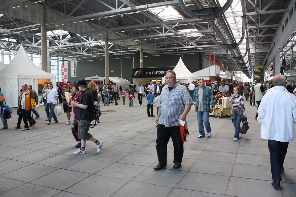 Radical  Bodypainting am Nuerburgring (240).JPG